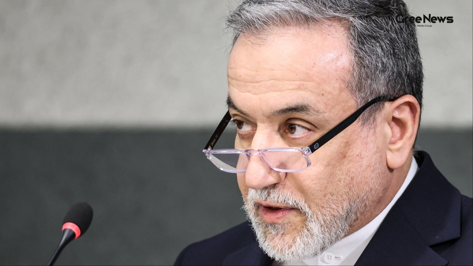 The Psychological Weight of Peace Talks Between Iran and the United States