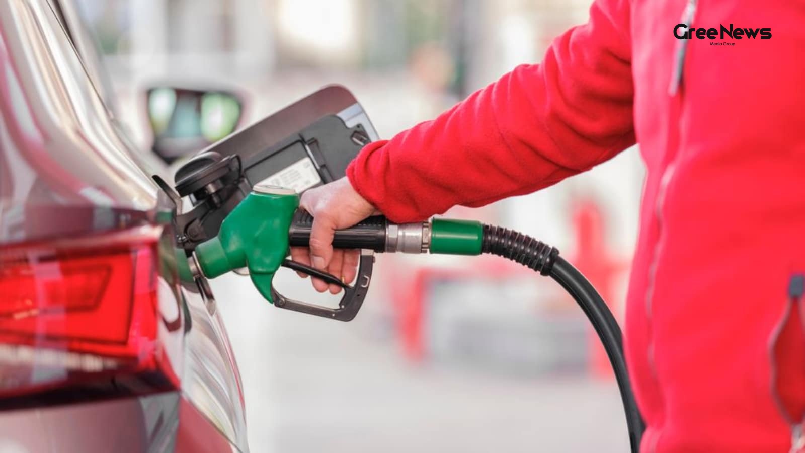 Petrol Pump Scam Allegations and Social Media Debate