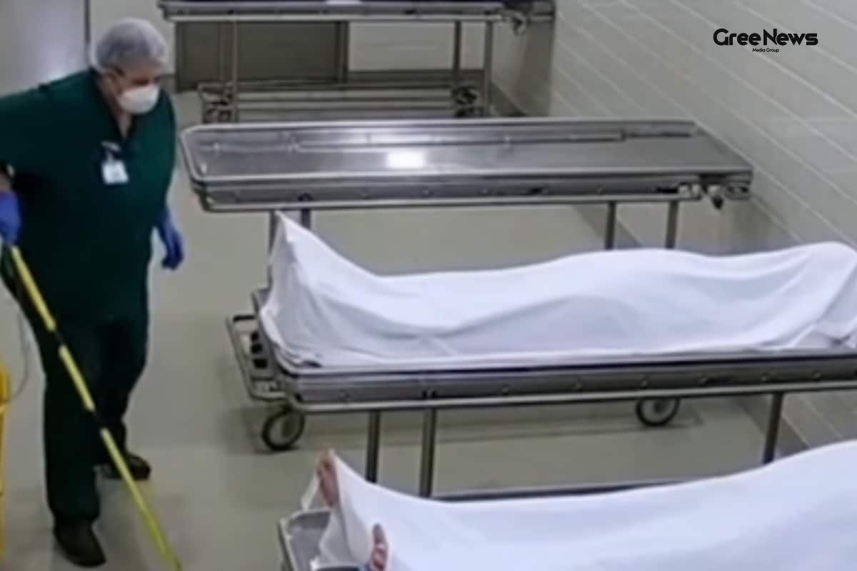 The Science of Post-Mortem Movement and Decomposition