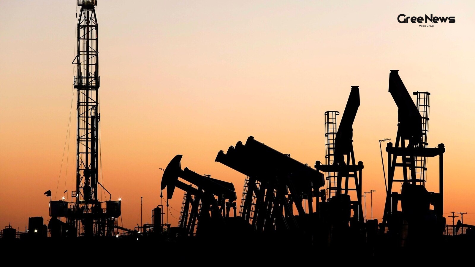 US Gas Prices Dip Amid Developments in US-Iran Negotiations