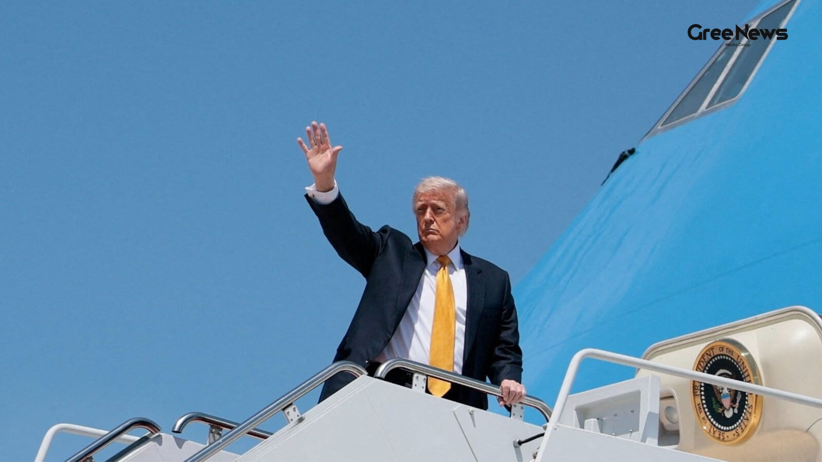 The Erosion of Public Trust and Economic Anxiety Ahead of Midterms