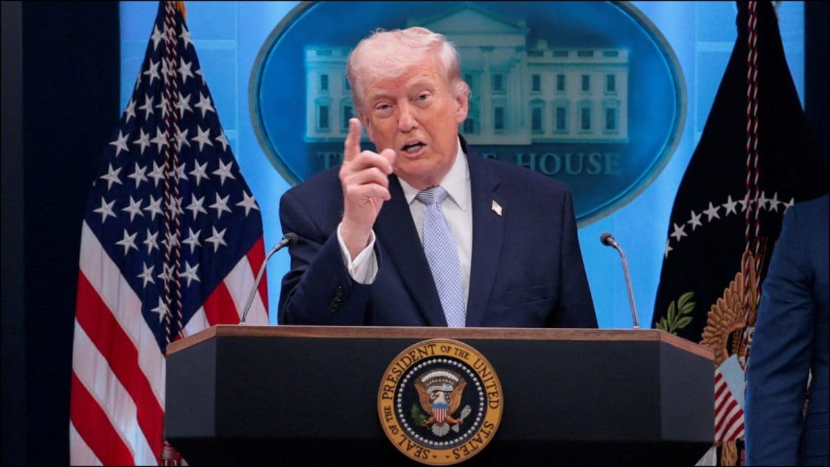 Trump Orders Naval Blockade on Iranian Ports as West Asia Tensions Spike