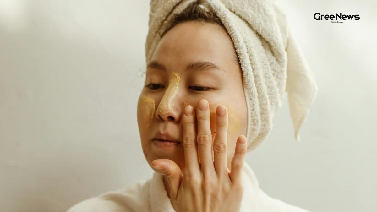 My Summer Glow Secret: DIY Mango‑Sandalwood Face Mask That’s Going Viral