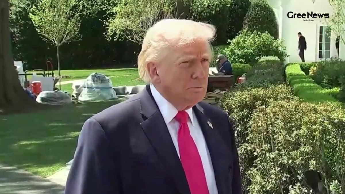 Donald Trump Hints at Islamabad Visit if Iran Deal Finalised, Lebanon Trip Also on the Cards  Latest News India