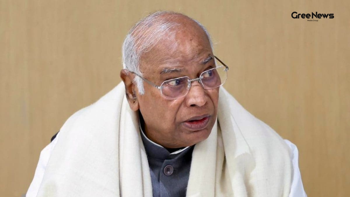 Congress Chief Mallikarjun Kharge’s ‘Terrorist’ Remark on PM Modi Sparks EC Notice  What’s Really Going On?