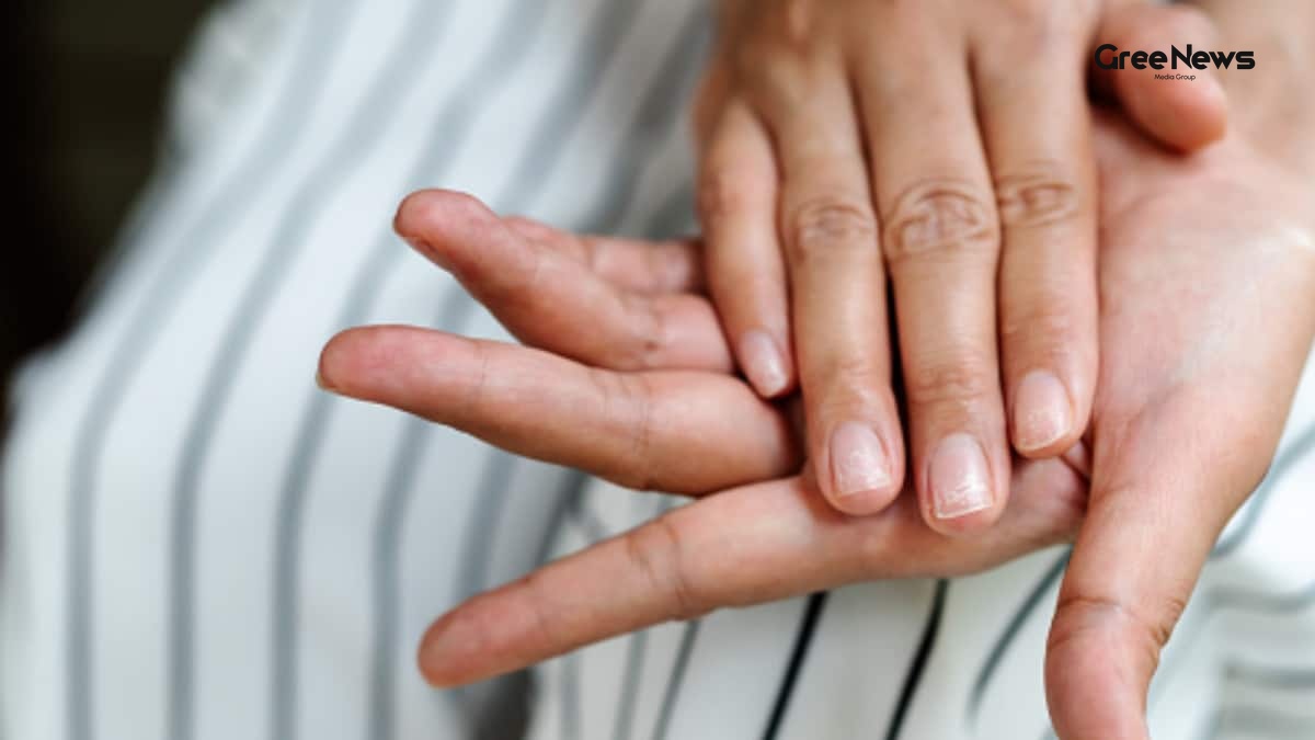 Why Your Hands and Feet Might Be Tingling  A Personal Story of Nerve Health and Vitamin B12