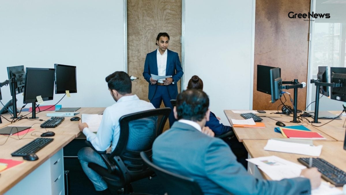 When Managers Probe Your Family’s Net Worth: One IT Employee’s Uncomfortable Tale That Went Viral