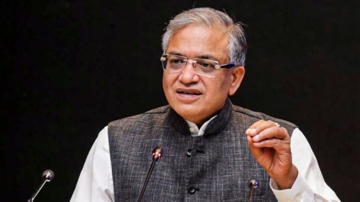 Why Opposition Parties Are Racing to Oust Chief Election Commissioner Gyanesh Kumar  A Inside Look