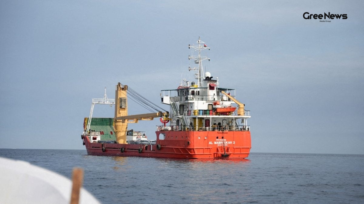 Iran Declares Full Opening of Strait of Hormuz Amid Lebanon Ceasefire  Trump Thanks Tehran