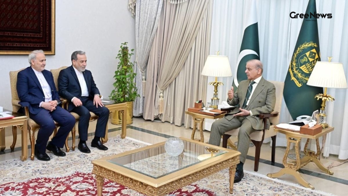 Iranian FM Abbas Araghchi Leaves Islamabad  No Direct US‑Iran Talks Yet, Says Pakistan Is Mediating