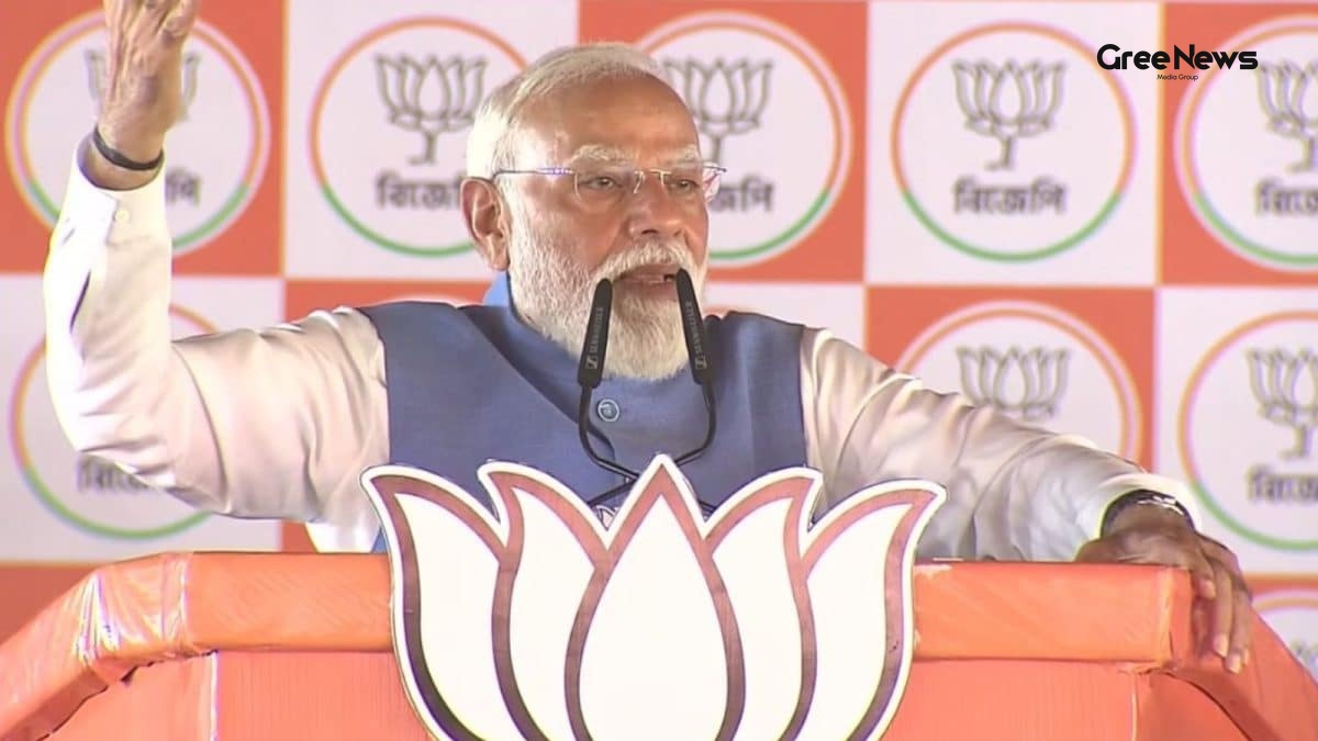 Prime Minister Narendra Modi addressing the nation