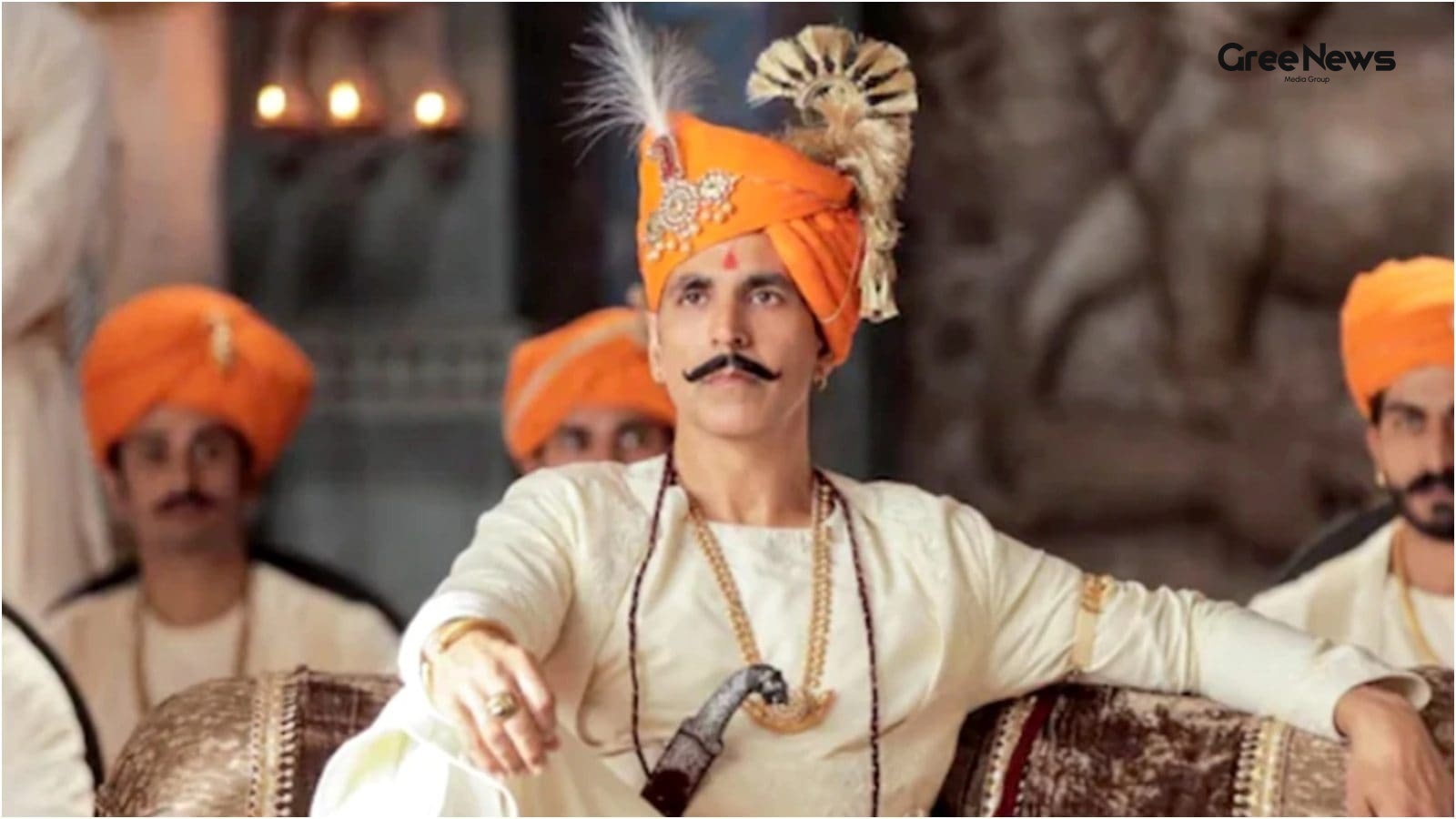 Akshay Kumar finally addresses the fake moustache saga in Samrat Prithviraj  his apology and the whole story