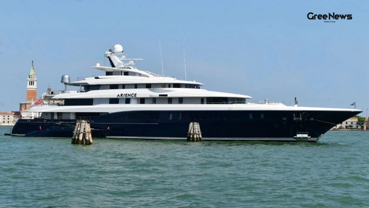 Eric Swalwell’s Yacht Party Clip Re‑emerges Amid Sexual Harassment Allegations  What’s the Real Story?