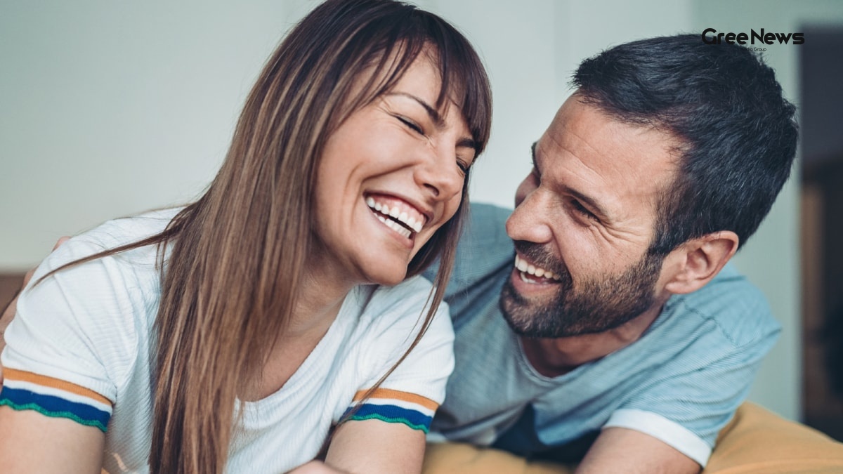 Collage of modern dating symbols like phones, hearts, and emojis showing various dating trends