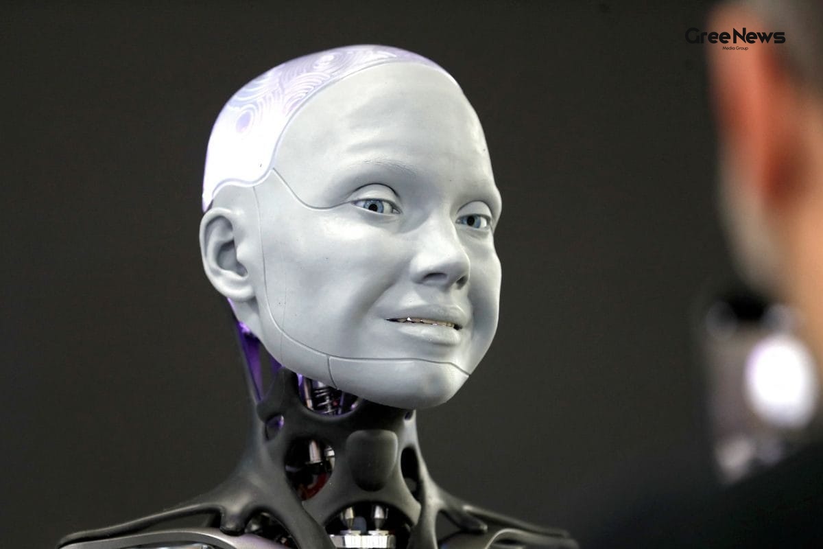 Inside the Brain of Chatbots: How Large Language Models Drive ChatGPT and Google Bard