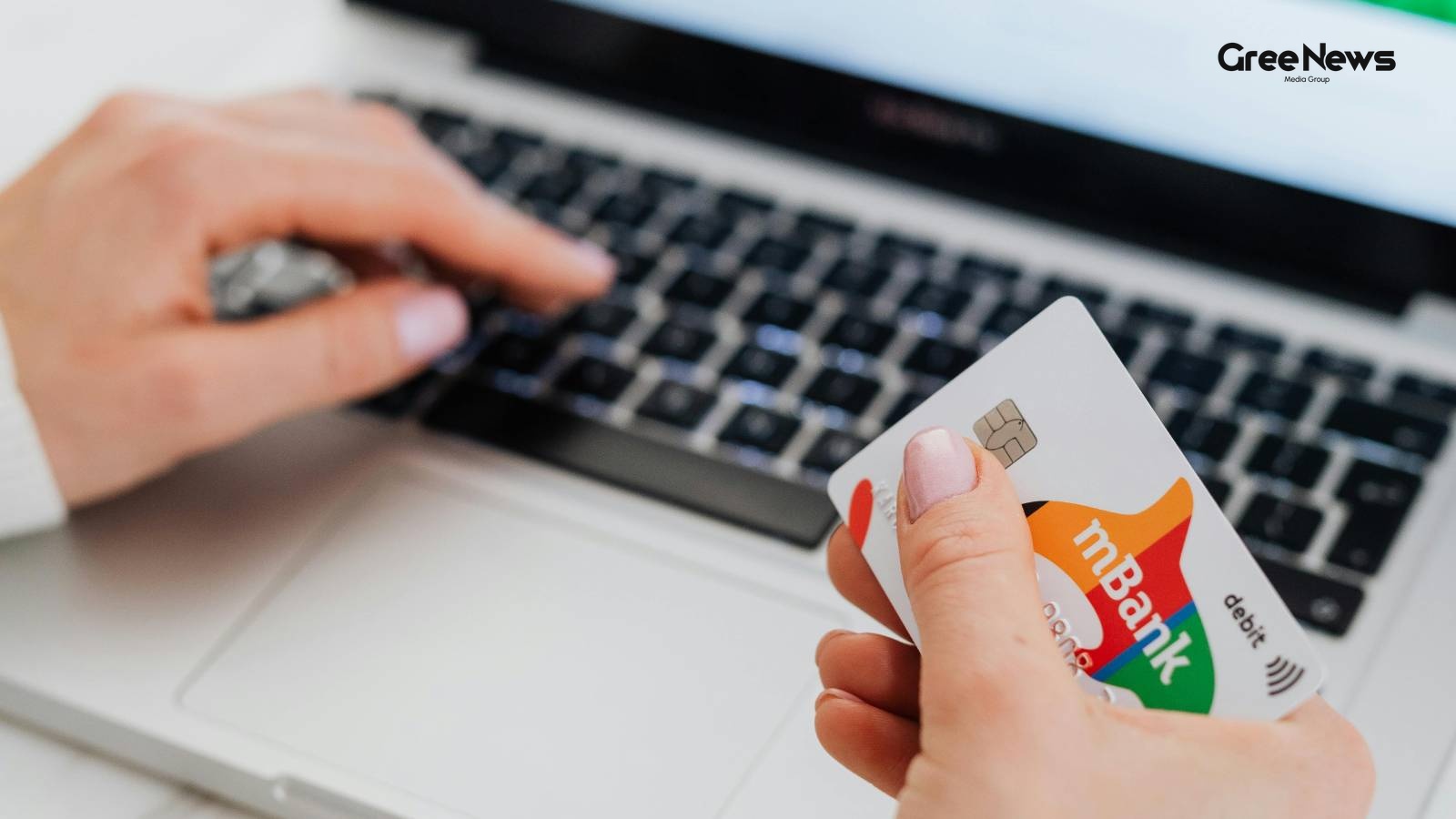 What’s Behind the ₹1 Card Verification Charge When You Add a New Card Online?